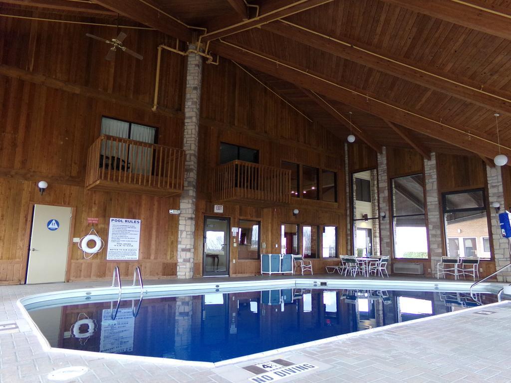 Hotel Baymont By Wyndham Metropolis Extérieur photo
