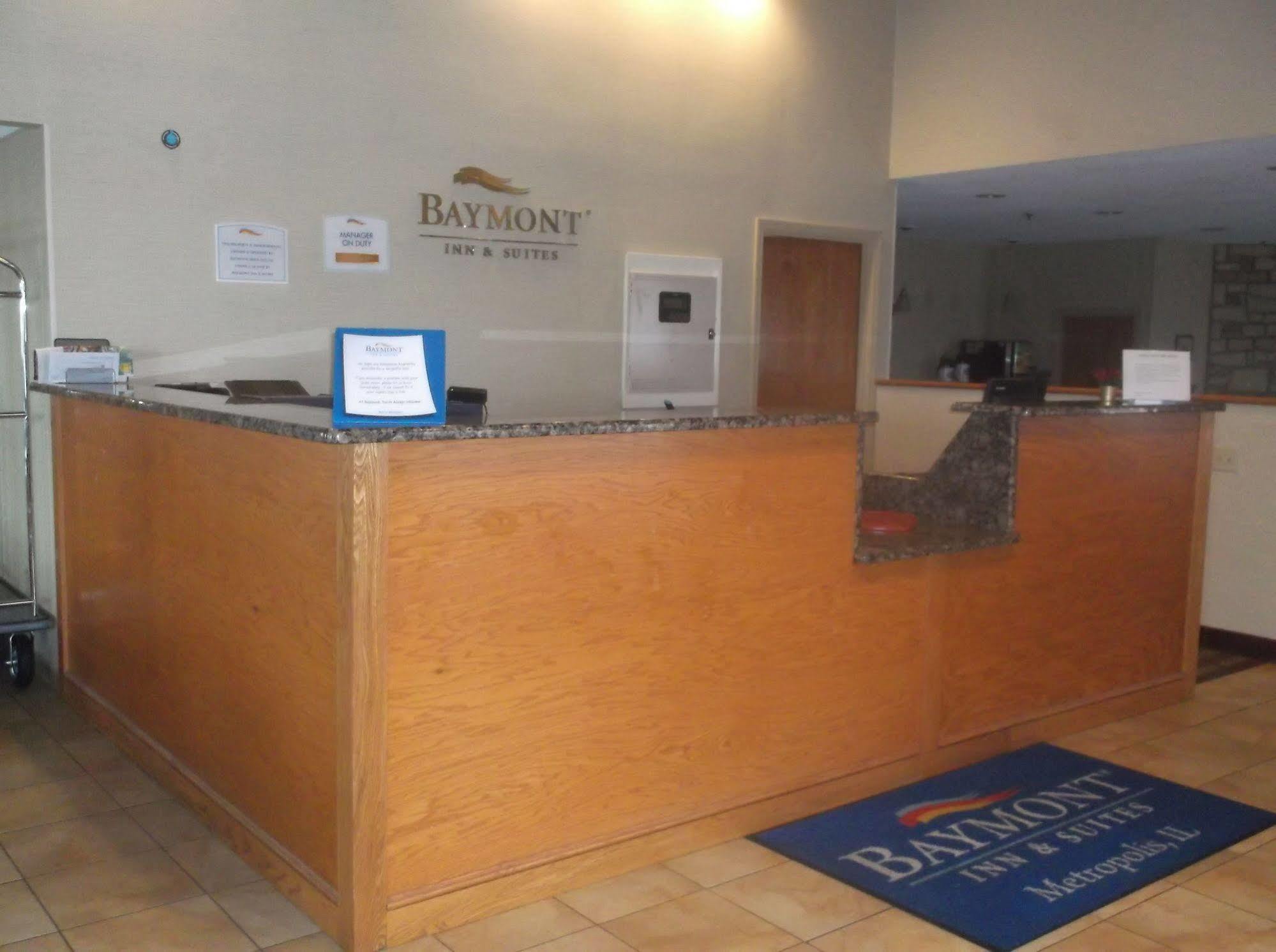 Hotel Baymont By Wyndham Metropolis Extérieur photo